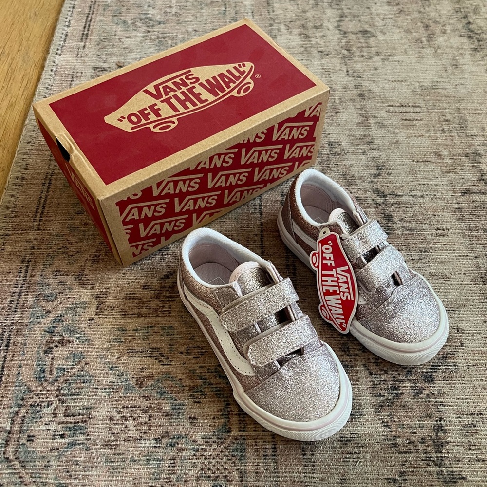 NWT Vans Old Skool V 2 Tone Glitter Orchid Size 8 Toddler